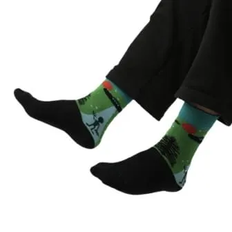 [3FES4-6] 3 Feathers Aliens Design Cotton Long Socks Free Size Fits 38-44 for Unisex - Green